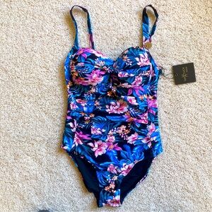 Nip Tuck Swim, size 6 one piece NWT, floral, rouched